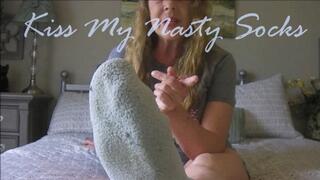 KISS MY NASTY SOCKS mp4