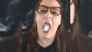 All open mouth inhales and snaps