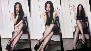 #10 - Vampire Queen commands her Slaves with Black Nails (22mins)