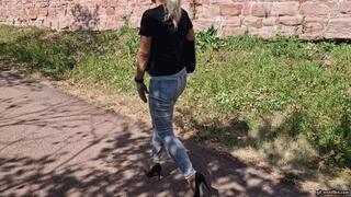 a whole afternoon on the move with just one shoe wmv 1280 x 720