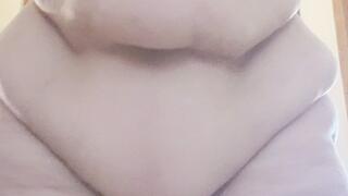 Squishy floppy SSBBW MILF