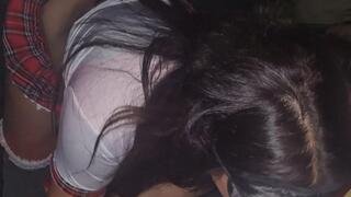 Amateur real, 1ª parte Nube entra como una puta a un cine X y estalla de placer con squirting