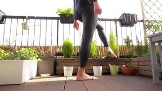 Harley Quinn (Khaleesi From Ukraine) Use Man On Patio - Russian Language - Part 1