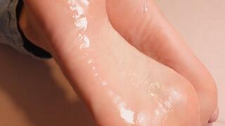 Frecher Fussfetischist