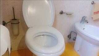 I know this is what you want to see, my pee so hot