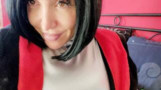 bella dominatrice offensiva per sfigati-offensive dominatrix for losers