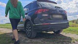 Bouncing New Volkswagen Tiguan 3