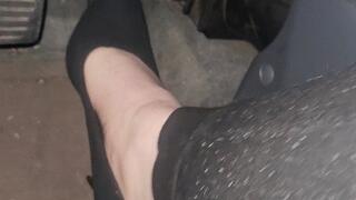 Pedal playing in my 6inch spikes