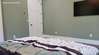 Stepmom QueenGoddessKatie has a confession for you