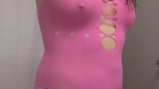 Vibrate both sets of lips