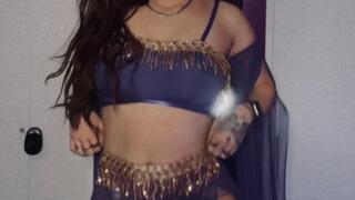 Sexy dancing, twerking video for ya :)