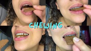 CHEWING COOKIES
