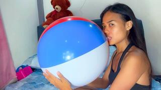 Looner Camylle Blows To Pop Your Band New Beachball