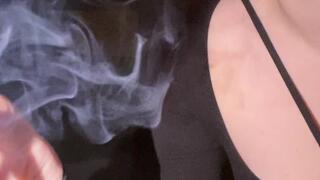 Smoking and long nails