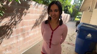 OUTDOOR SQUIRTING WITH  BEST FRIEND HAILEY ROSE- CUM ON TOES- (IG: @HAILEYROSEFCKS)