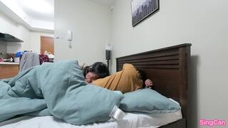 Pinay Ginising at kinantot ng Bf sa kumot 2024! (She enjoys fucking with a blanket on)-SingCan