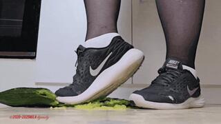 Mila - Sweaty, dirty Nike's