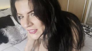Your princess farts dirty and you masturbate