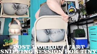 Post Workout Fart Sniffing Session For Tiny
