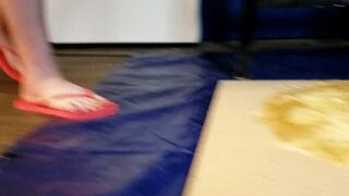 Liz Cooper Stuck in Alien Cum 3