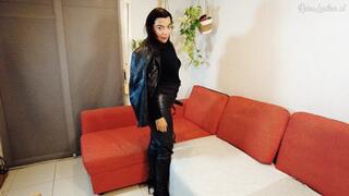 BBC LESSON 1 - Strapon and leather pants POV