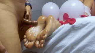 Accountant's Soles Milked: A Slippery Footjob Surprise!