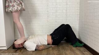 White fishnets trample + slave's pov