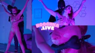 BONDAGE BDSM - Petite Alt française gicle attachée par son Dom