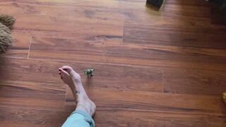 Amazon Beatrix feet crushing you with her size 48 EU