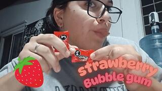 ????CHEWING STRAWBERRY GUM????