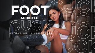 Foot addicted Beta - Verbal Humiliation, degrading for cuck betas - Mistress Enola - 4K