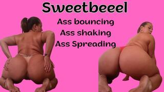 Ass shaking, bouncing and spreading