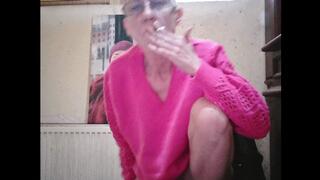 PINK MORNING PUSSY SMOKING HAIRY SHAVED HEAD 3K