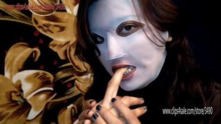 Lesbo Finger Biting Qtyapaa -1