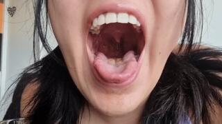 Your date eating sloppy VORE