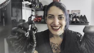 LILLI BAYLE - Custom clip - POV tickling