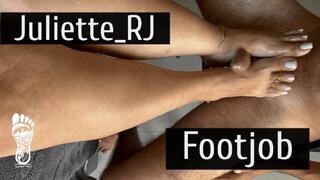 Juliette_rj Rewarding a Good Boy with a Footjob Session - FOR MOBILE DEVICES USERS - FOOTJOB - TOE JOB - FOOT MASTURBATION - CUM SHOT - ORGASM