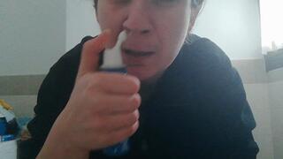 Spray in the nose, cough and phlegm