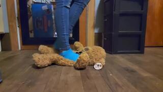 Blue sock teddy trample