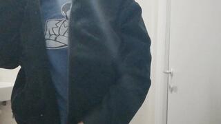 I smell and spit on hairy, smelly armpits!