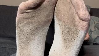 Stroke To My Filthy Soiled Socks - Goddess Alya seduces in this dirty sock JOI featuring filthy feet, a cum countdown, sock prints, and more