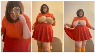 BBW Velma Shows off Big Tits