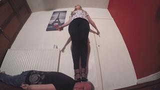 Dancing Sophie 383 FLOOR CAM
