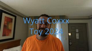 Wyatt Coxxx gets a Toy in his ass
