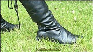 Miss Laurie extreme outdoor destruction ( EXTREME VIDEO )