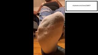 MamaPhatt lets you smell her hanes and bare feet