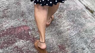 Walking, flip-flops, pronounced arches, dangling, wrinkled soles all in one (1)