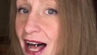 REAL CLOSE OPEN MOUTH CHEWING