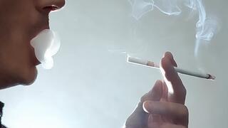 Smoking Eve 120s 120fps slow-motion 290225