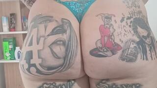 I sit on his lap and fart on his cock it turns you on to see my ass and farts on your cock